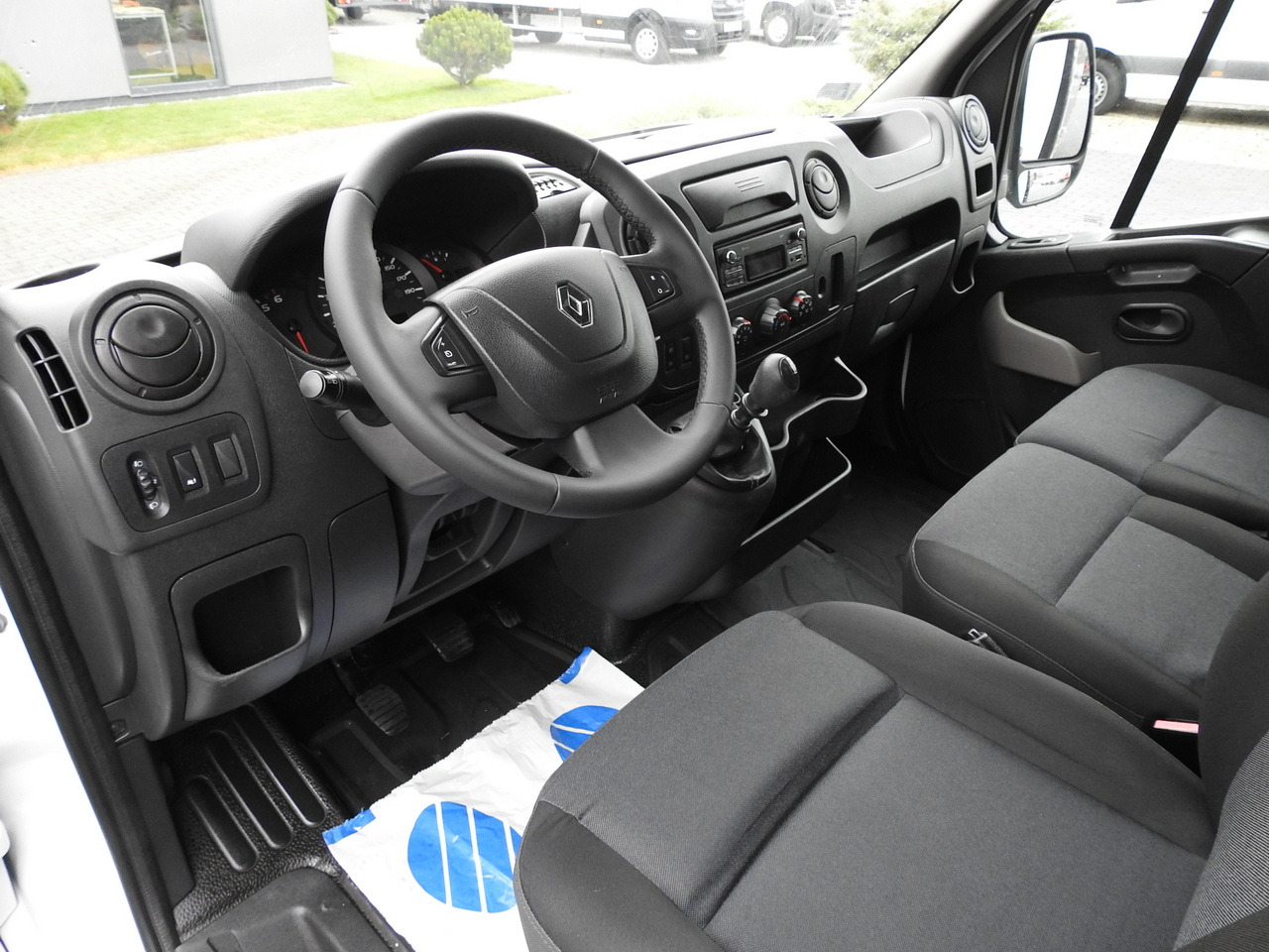 RENAULT MASTER TARPAULIN 10 PALLETS WEBASTO CRUISE CONTROL AIR CONDITIONING 170HP - Curtain side van: picture 2 RENAULT MASTER TARPAULIN 10 PALLETS WEBASTO CRUISE CONTROL AIR CONDITIONING 170HP - Curtain side van: picture 2