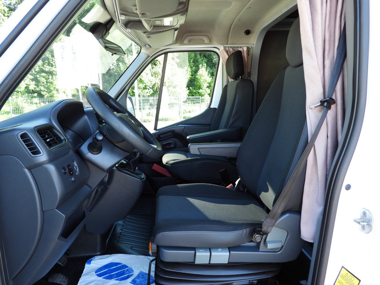 Curtain side van RENAULT MASTER  TARPAULIN 10 PALLETS WEBASTO CRUISE CONTROL LED LIGHTS PNEUMATICS AIR CONDITIONING  165HP: picture 27
