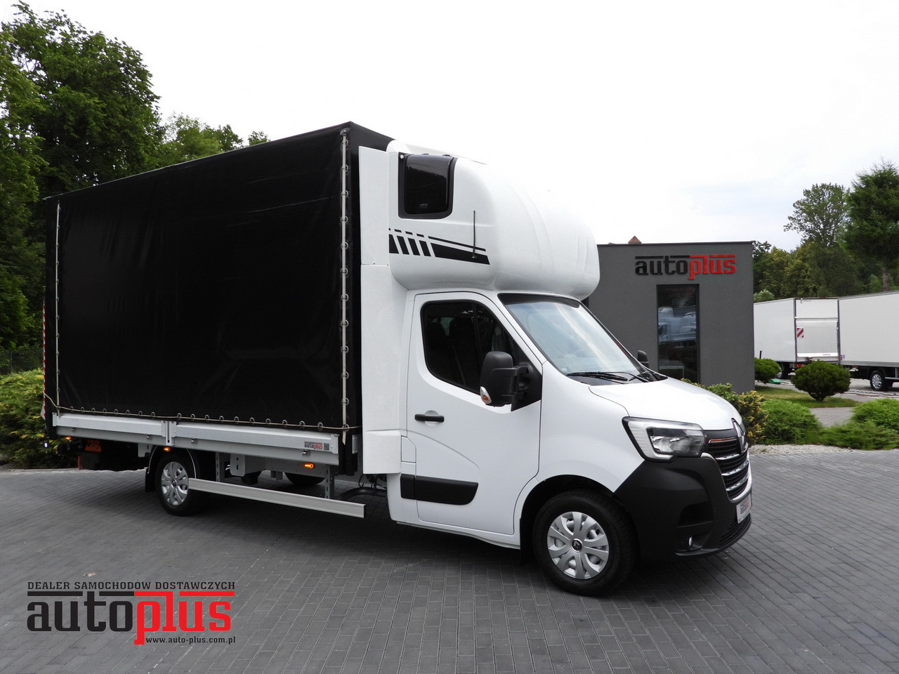 RENAULT MASTER TARPAULIN LIFT 10 PALLETS WEBASTO CRUISE CONTROL LED LIGHTS PNEUMATICS AIR CONDITIONING 165HP - Curtain side van: picture 1 RENAULT MASTER TARPAULIN LIFT 10 PALLETS WEBASTO CRUISE CONTROL LED LIGHTS PNEUMATICS AIR CONDITIONING 165HP - Curtain side van: picture 1