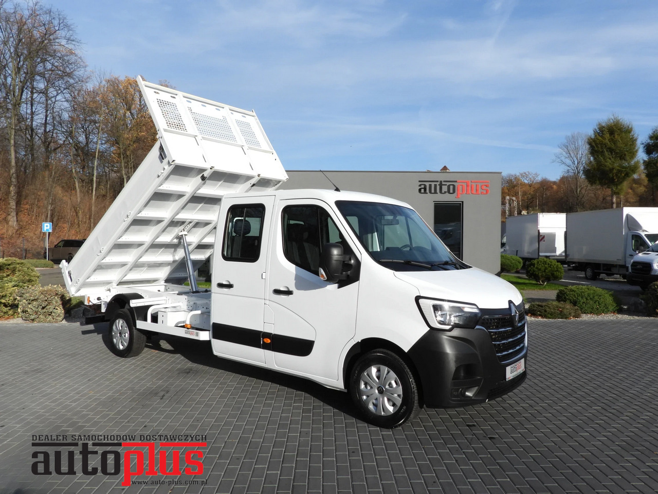 RENAULT MASTER TIPPER DOUBLE CABIN DOKA 6 SEATS CRUISE CONTROL LED LIGHTS AIR CONDITIONING 145HP - Tipper van: picture 1 RENAULT MASTER TIPPER DOUBLE CABIN DOKA 6 SEATS CRUISE CONTROL LED LIGHTS AIR CONDITIONING 145HP - Tipper van: picture 1