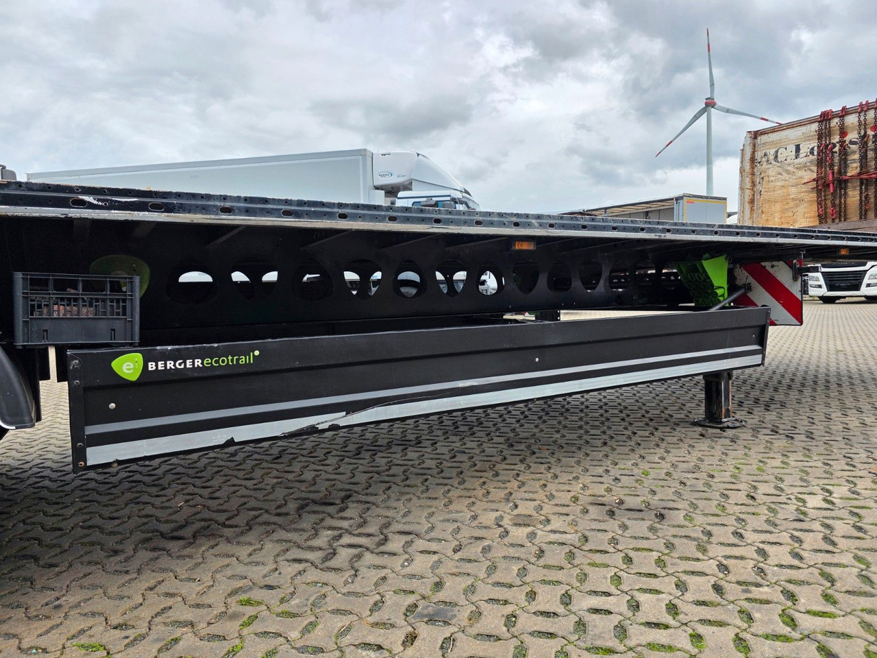 Dropside/ Flatbed semi-trailer Berger SAPL 24: picture 15