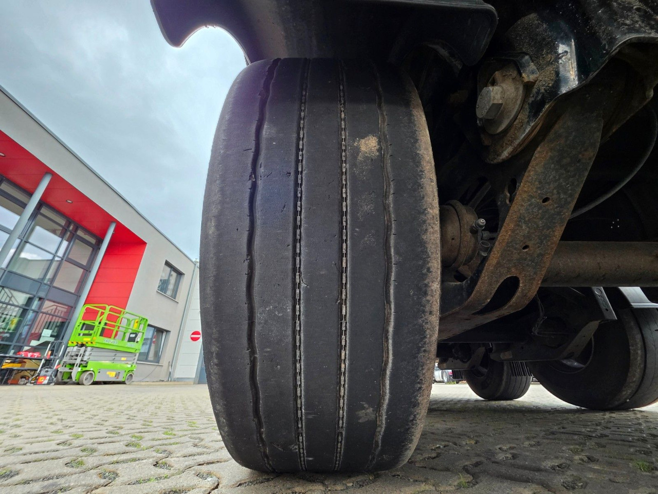 Dropside/ Flatbed semi-trailer Berger SAPL 24: picture 34