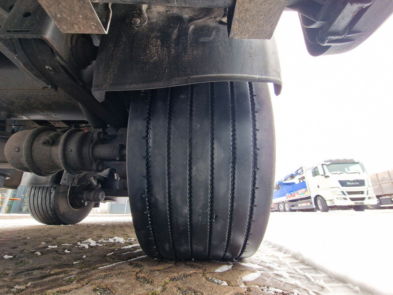 Curtainsider semi-trailer Fliegl SZS320 / Hubdach / EDSCHA / Mega: picture 35 Curtainsider semi-trailer Fliegl SZS320 / Hubdach / EDSCHA / Mega: picture 35