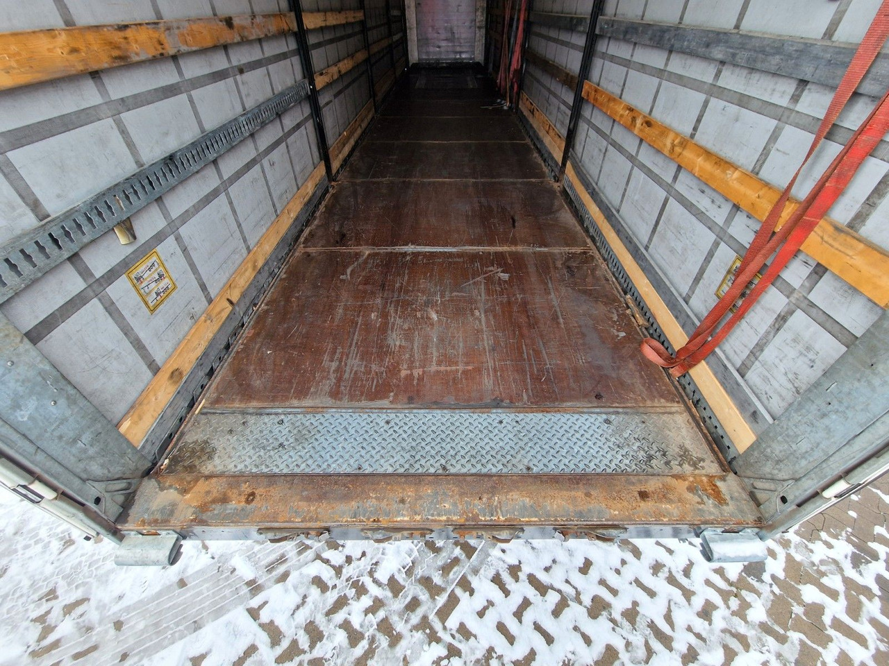 Curtainsider semi-trailer Fliegl SZS320 / Hubdach / EDSCHA / Mega: picture 12 Curtainsider semi-trailer Fliegl SZS320 / Hubdach / EDSCHA / Mega: picture 12