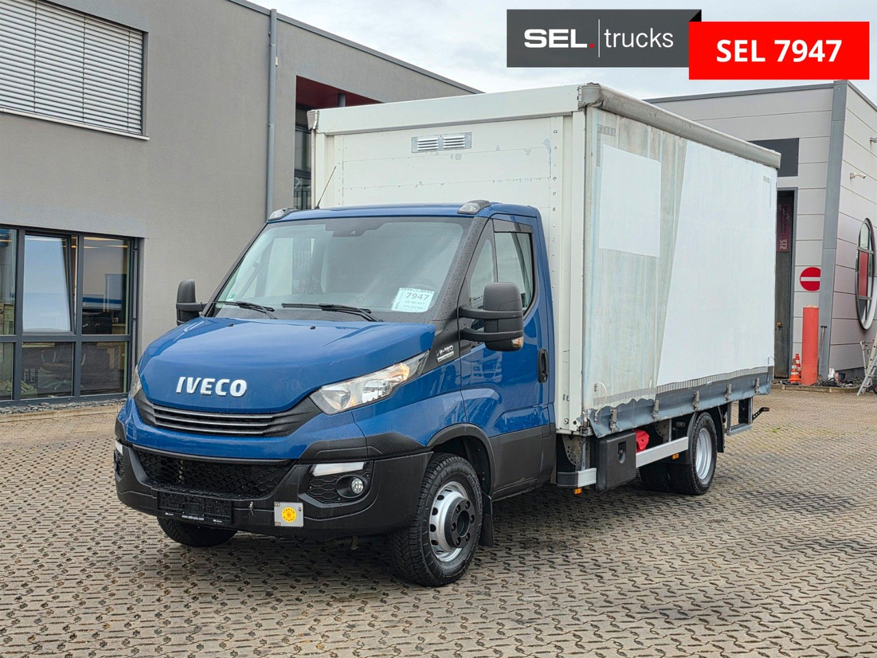 Iveco Daily 70C18 Hi-Matic / Ladebordwand / 3 Sitzen - Curtain side van: picture 1 Iveco Daily 70C18 Hi-Matic / Ladebordwand / 3 Sitzen - Curtain side van: picture 1