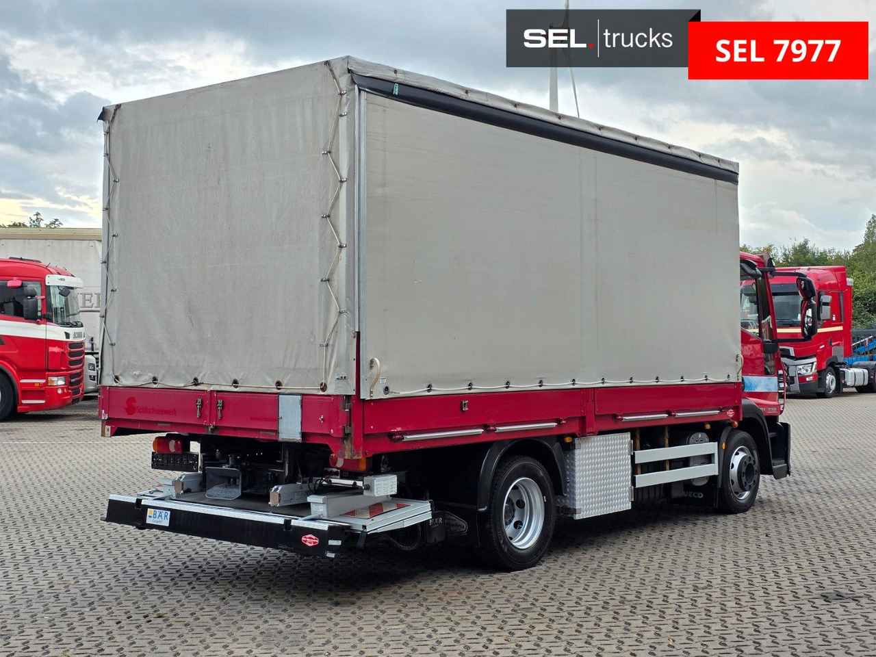 Iveco Eurocargo 120E28 / Ladebordwand / Aluklappen - Curtainsider truck: picture 5 Iveco Eurocargo 120E28 / Ladebordwand / Aluklappen - Curtainsider truck: picture 5
