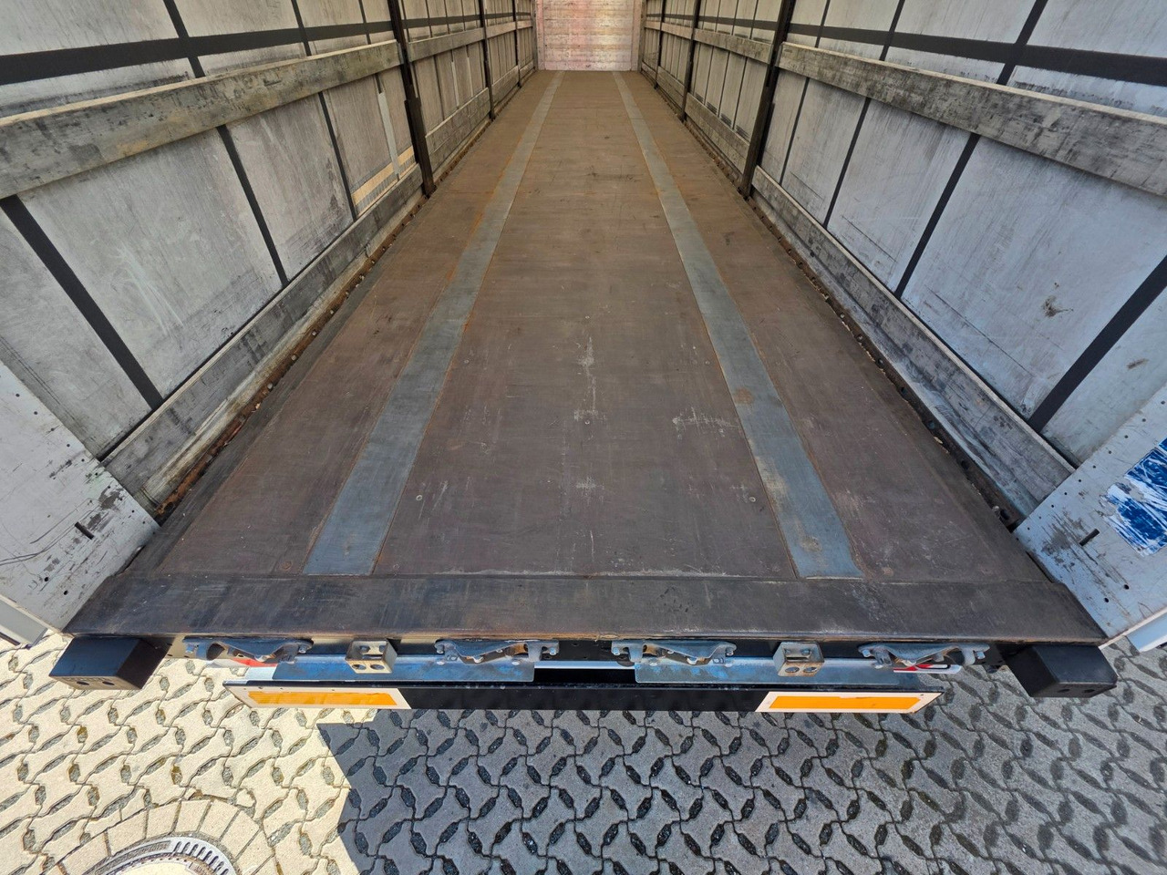 Curtainsider semi-trailer Kögel S24-1 / Palettenkasten / Liftachse: picture 12