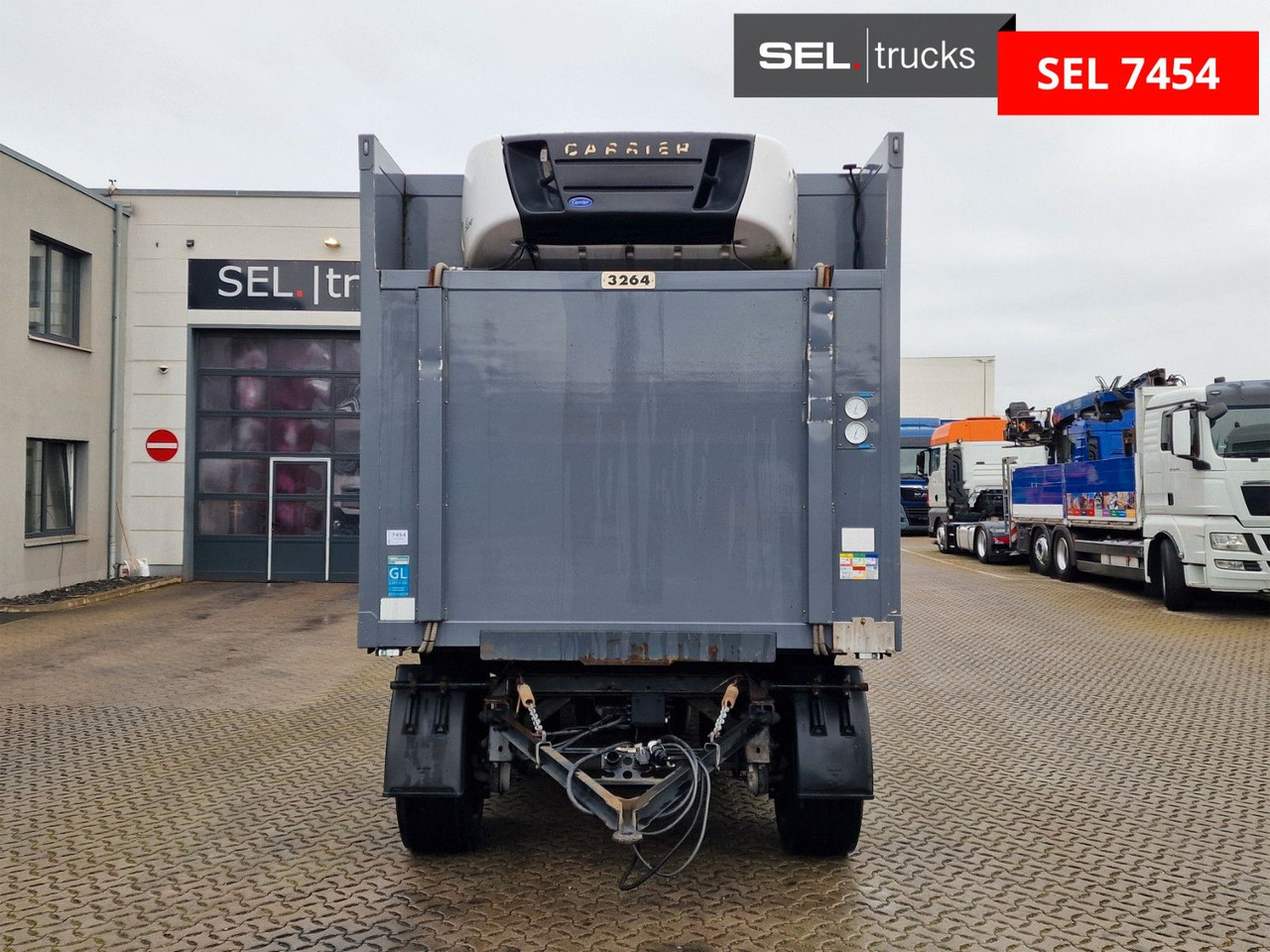 Krone AZ / Ldbw / Carrier Supra 850MT-X / FRC 04.2018 - Refrigerator trailer: picture 2 Krone AZ / Ldbw / Carrier Supra 850MT-X / FRC 04.2018 - Refrigerator trailer: picture 2