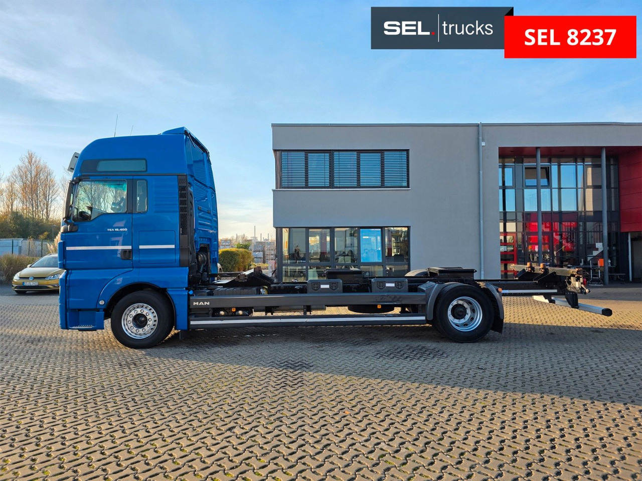 Container transporter/ Swap body truck MAN TGX 18.460 4X2 LL / Standklimaanlage: picture 8