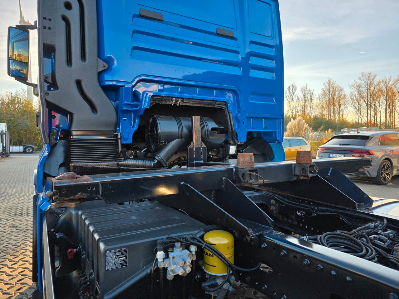 Container transporter/ Swap body truck MAN TGX 18.460 4X2 LL / Standklimaanlage: picture 14