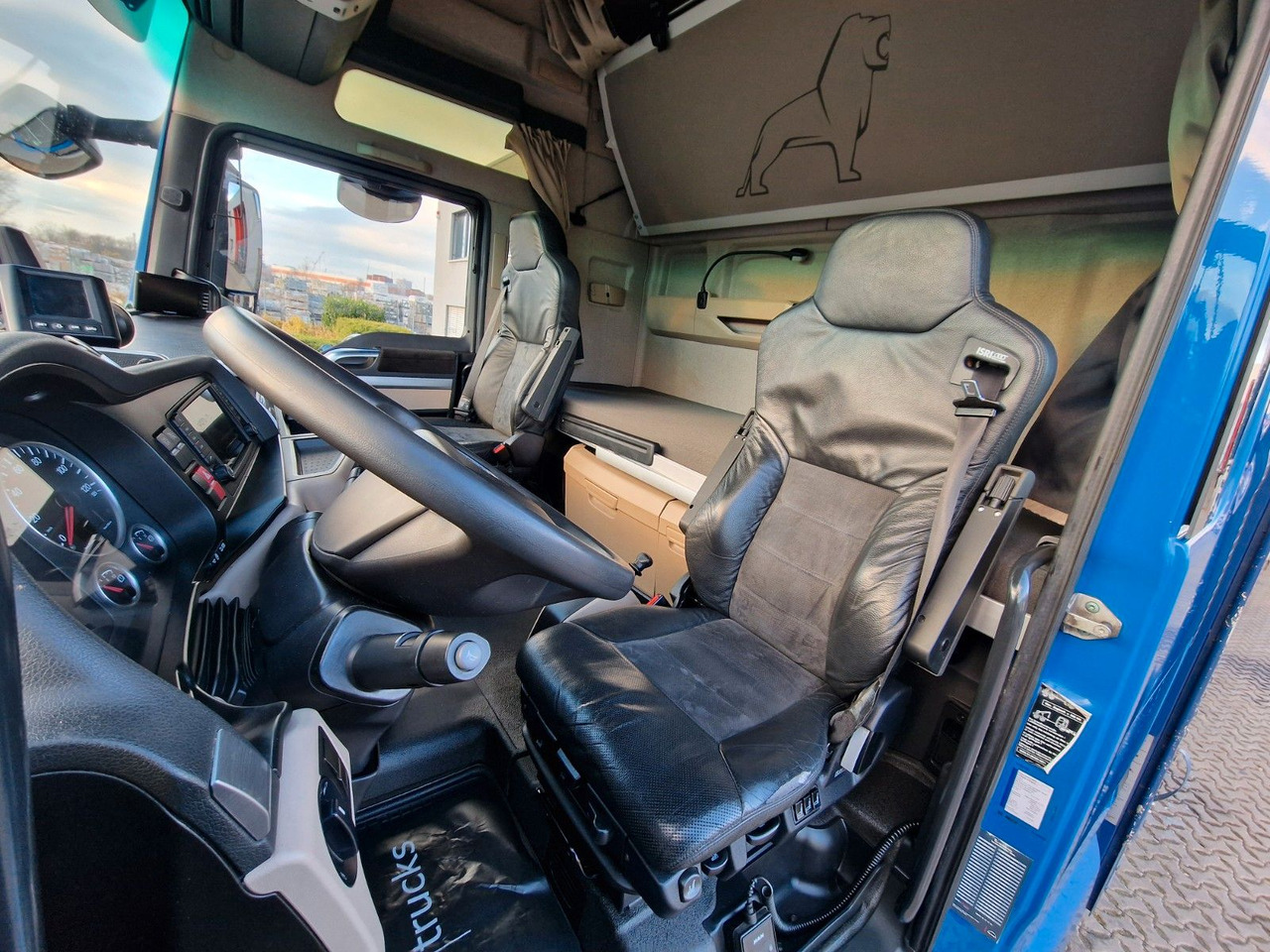 Curtainsider truck MAN TGX 18.580 4X2 LL/ Intarder/Aluklappen/Durchlade: picture 13