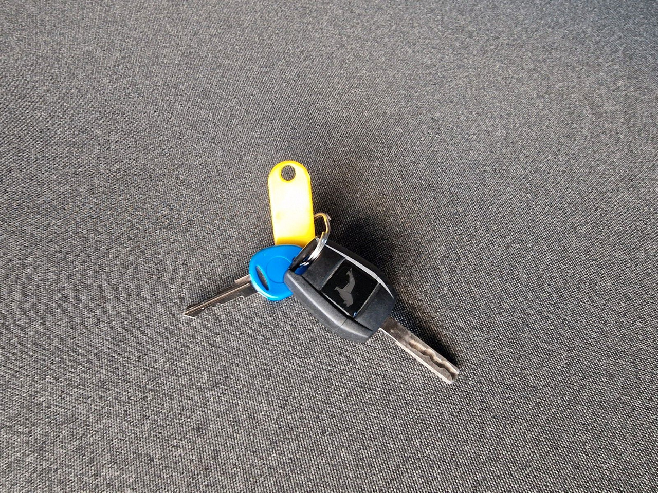 Curtainsider truck MAN TGX 18.580 4X2 LL/ Intarder/Aluklappen/Durchlade: picture 22