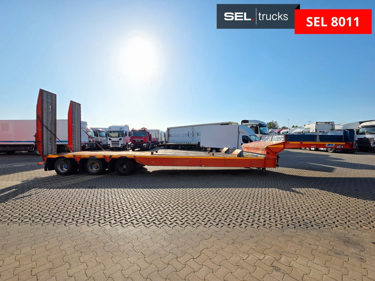 MOL / Lenkachse - Low loader semi-trailer: picture 4 MOL / Lenkachse - Low loader semi-trailer: picture 4