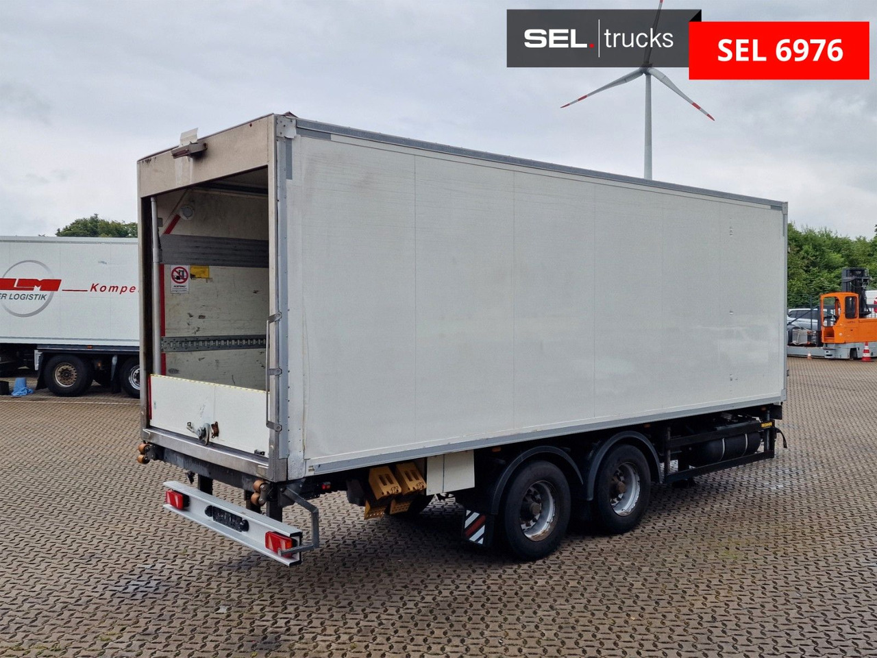 ROHR RZK/18M / 2 Achsen - Tandem - Closed box trailer: picture 5 ROHR RZK/18M / 2 Achsen - Tandem - Closed box trailer: picture 5