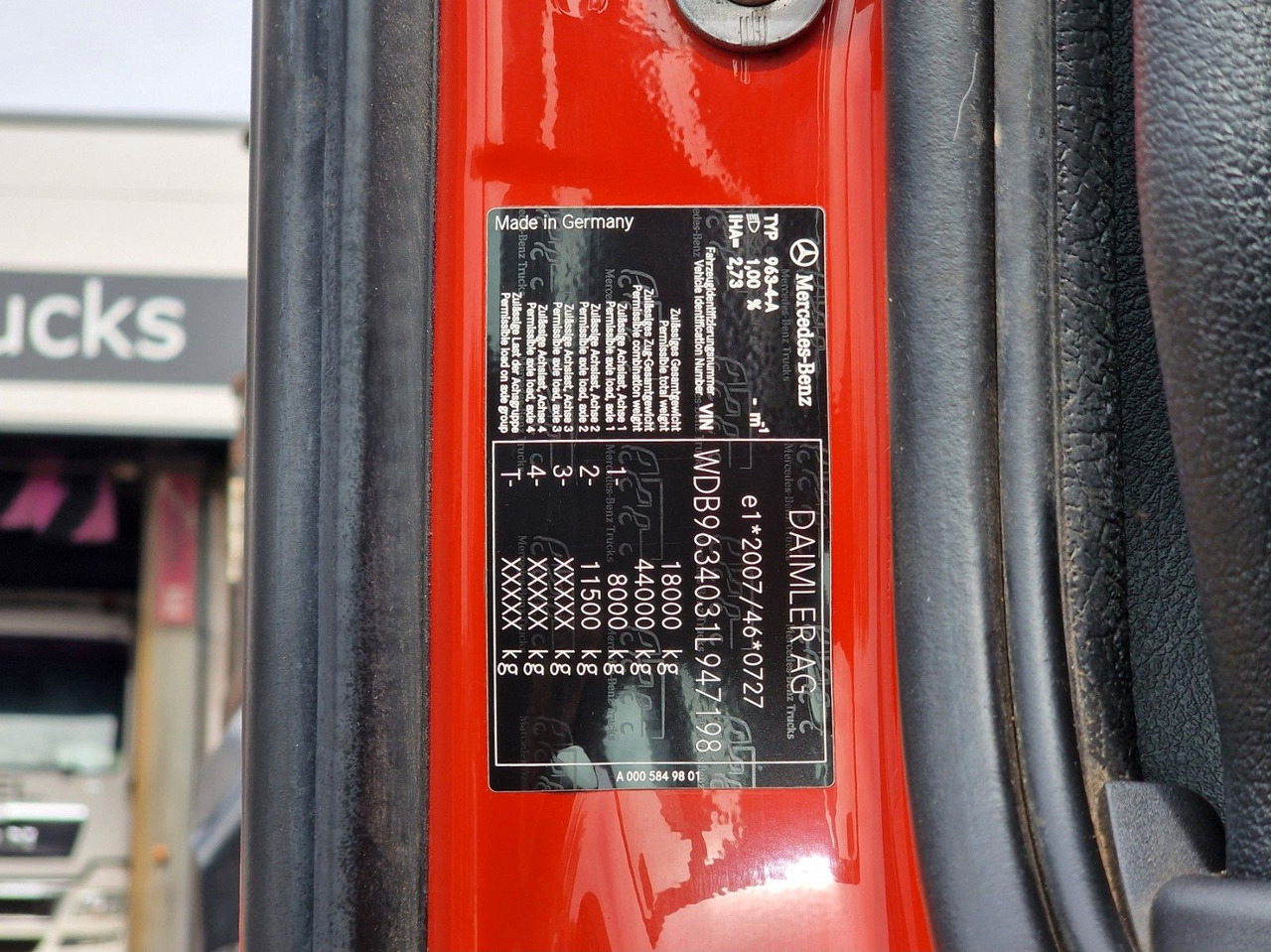 Tractor unit Mercedes-Benz Antos 1843 / Atlas 172.3E-A4 / KRAN: picture 15 Tractor unit Mercedes-Benz Antos 1843 / Atlas 172.3E-A4 / KRAN: picture 15