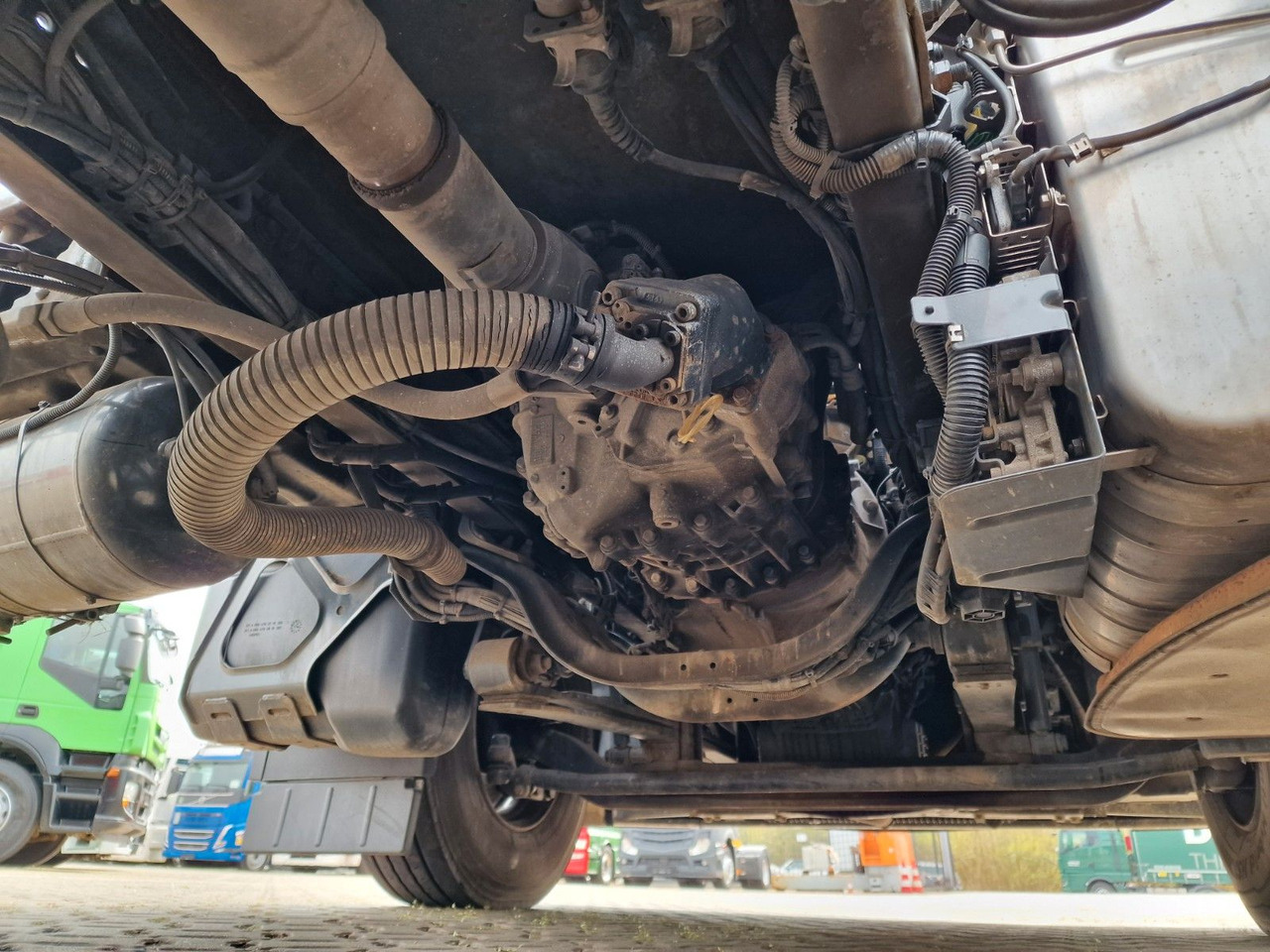 Tractor unit Mercedes-Benz Antos 1843 / Atlas 172.3E-A4 / KRAN: picture 14 Tractor unit Mercedes-Benz Antos 1843 / Atlas 172.3E-A4 / KRAN: picture 14