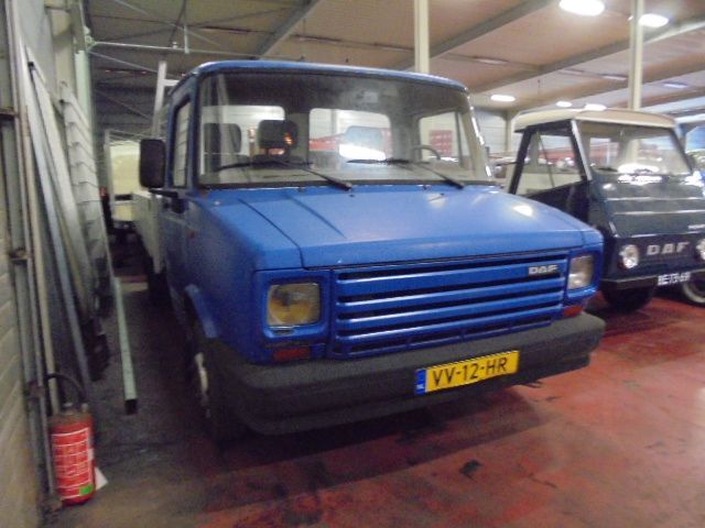 DAF 400 400 - Dropside/ Flatbed truck: picture 3 DAF 400 400 - Dropside/ Flatbed truck: picture 3