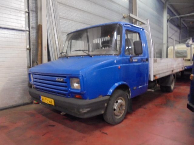 DAF 400 400 - Dropside/ Flatbed truck: picture 1 DAF 400 400 - Dropside/ Flatbed truck: picture 1