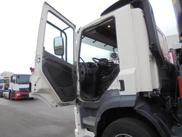 Garbage truck DAF CF 290 6X2: picture 6