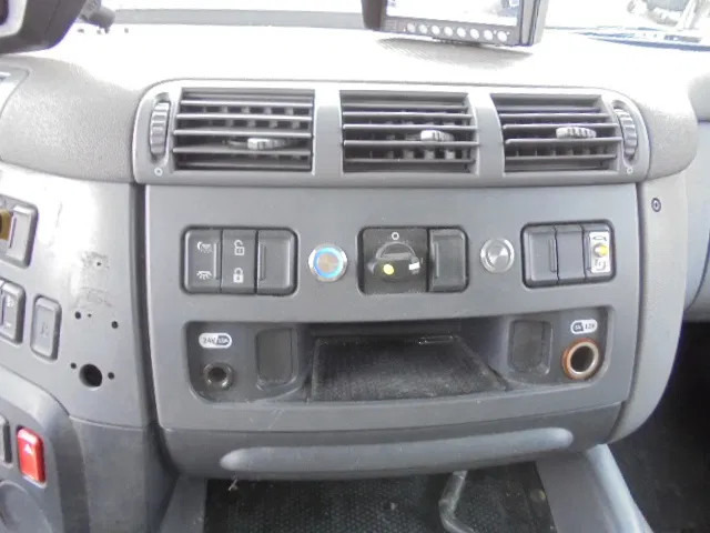 Garbage truck DAF CF 290 6X2: picture 10