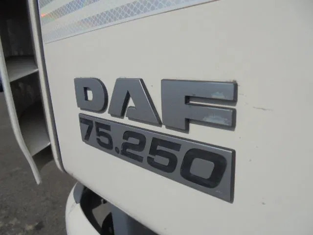 Garbage truck DAF FAN CF75-250 6X2: picture 16