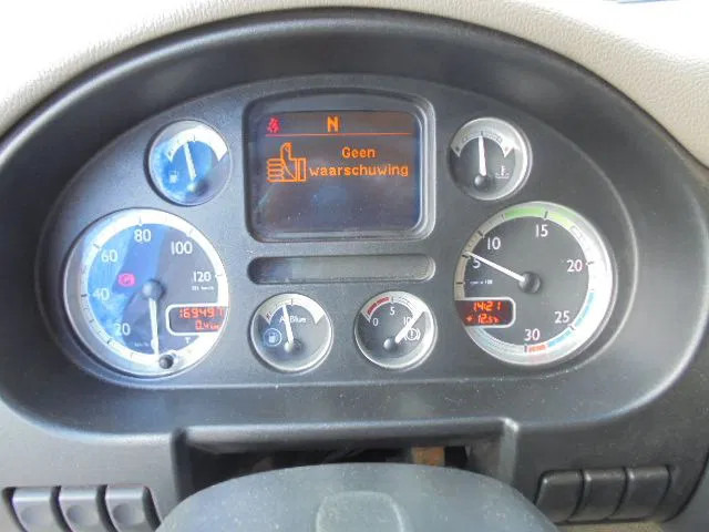 Leasing of DAF FAN CF75-250 6X2 EEV K DAF FAN CF75-250 6X2 EEV K: picture 11