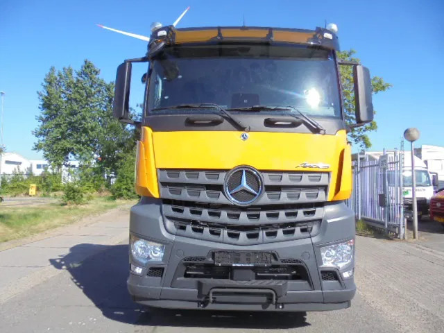 Mercedes-Benz Arocs 2848 NEW DEC 2024 - Hook lift truck: picture 2 Mercedes-Benz Arocs 2848 NEW DEC 2024 - Hook lift truck: picture 2