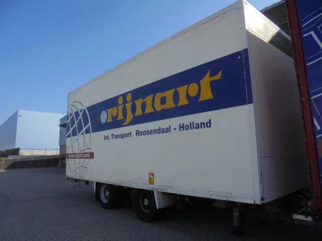 Pacton MXD218 - Closed box trailer: picture 3 Pacton MXD218 - Closed box trailer: picture 3