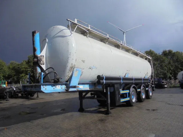 SPITZER BP SK 50 - Tank semi-trailer: picture 1 SPITZER BP SK 50 - Tank semi-trailer: picture 1