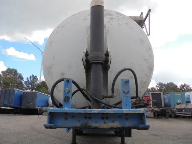 SPITZER BP SK 50 - Tank semi-trailer: picture 2 SPITZER BP SK 50 - Tank semi-trailer: picture 2