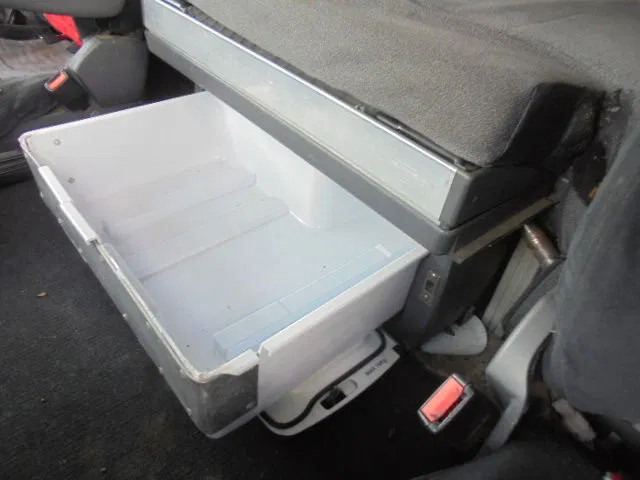 Box truck Scania R420 6X2 RETARDER: picture 16