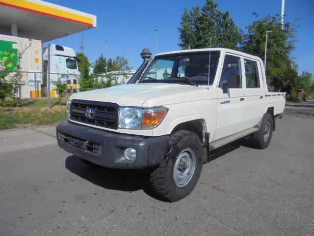 Toyota Land Cruiser HJ79L 4X4 CREWCAB PICKUP EXPORT OUTSIDE EU ONLY - Pickup truck: picture 1 Toyota Land Cruiser HJ79L 4X4 CREWCAB PICKUP EXPORT OUTSIDE EU ONLY - Pickup truck: picture 1