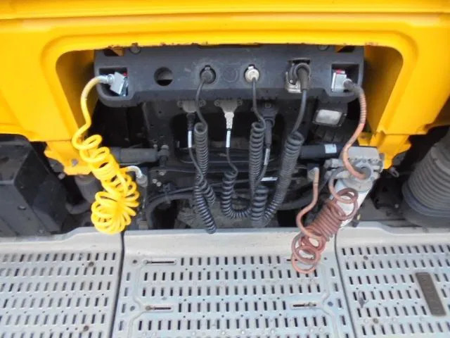 Tractor unit DAF XF 440: picture 7