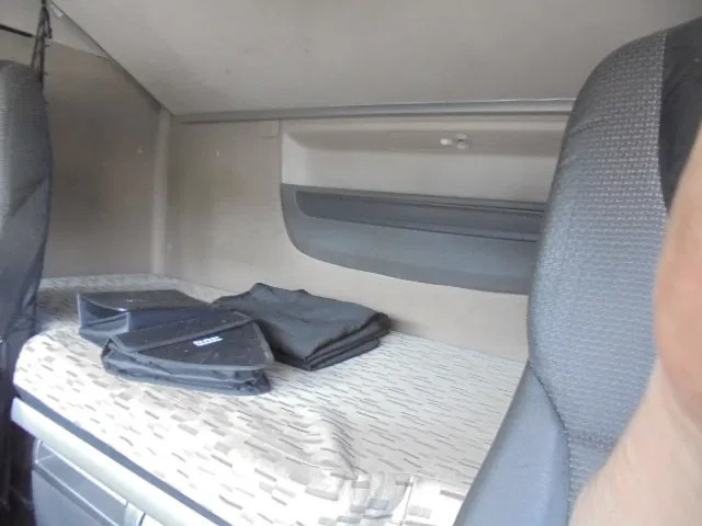 Tractor unit DAF XF 440 NL TRUCK: picture 16 Tractor unit DAF XF 440 NL TRUCK: picture 16