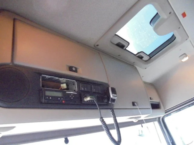 Tractor unit DAF XF 460 6X2 EUR6: picture 14