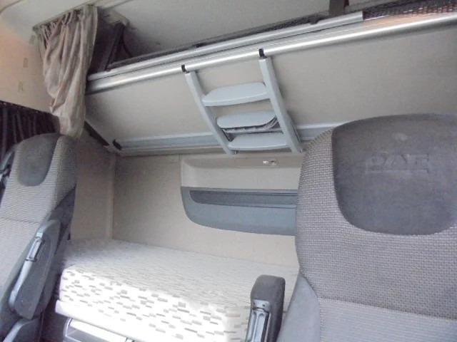 Tractor unit DAF XF 460 6X2 EUR6: picture 12