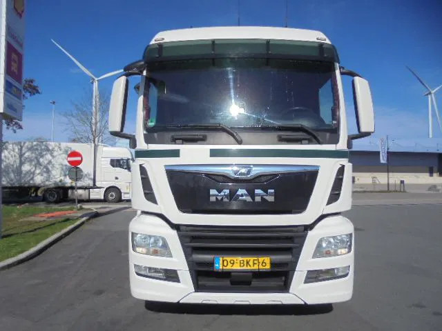 MAN TGS 18.320 - Tractor unit: picture 2 MAN TGS 18.320 - Tractor unit: picture 2