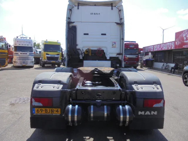 MAN TGX 26.420 XXL 6X2 NL TRUCK - Tractor unit: picture 5 MAN TGX 26.420 XXL 6X2 NL TRUCK - Tractor unit: picture 5