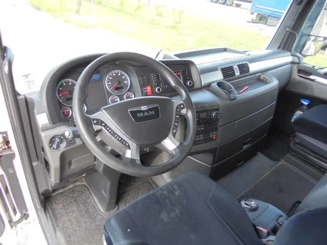 Tractor unit MAN TGX 440 XL EUR6 ADR PTO: picture 11 Tractor unit MAN TGX 440 XL EUR6 ADR PTO: picture 11