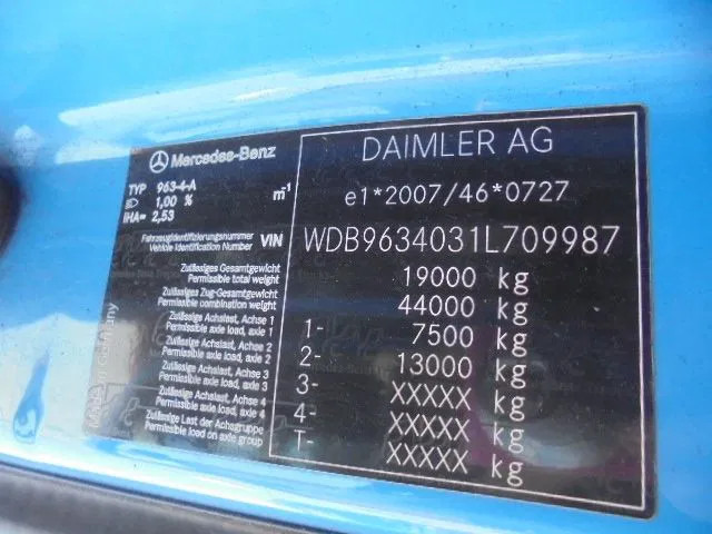 Tractor unit Mercedes-Benz Actros 1842 LS EUR 6: picture 15