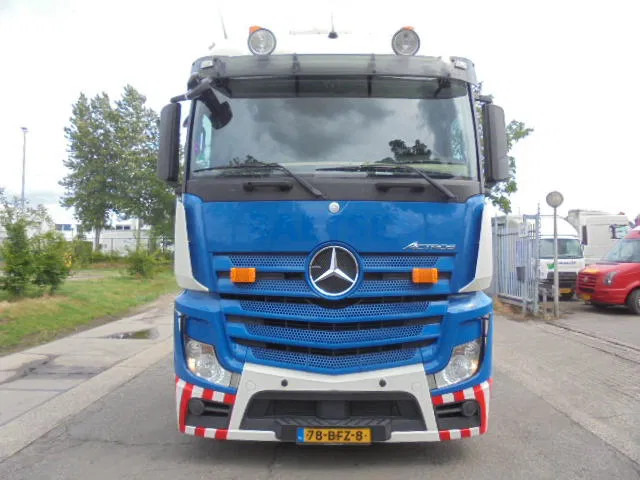 Mercedes-Benz Actros 1842 LS NL TRUCK - Tractor unit: picture 2 Mercedes-Benz Actros 1842 LS NL TRUCK - Tractor unit: picture 2