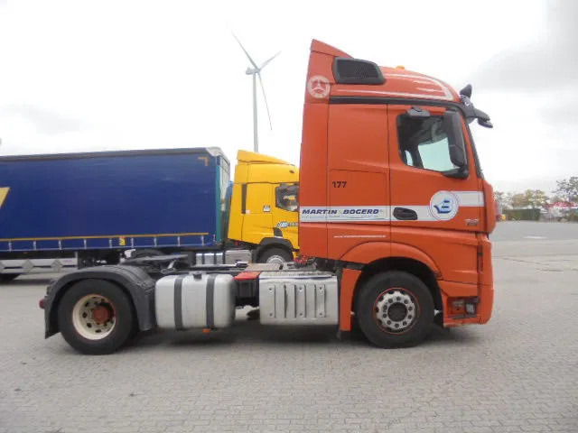 Mercedes-Benz Actros 1842 NL TRUCK APK 07-26 15X IN STOCK - Tractor unit: picture 4 Mercedes-Benz Actros 1842 NL TRUCK APK 07-26 15X IN STOCK - Tractor unit: picture 4