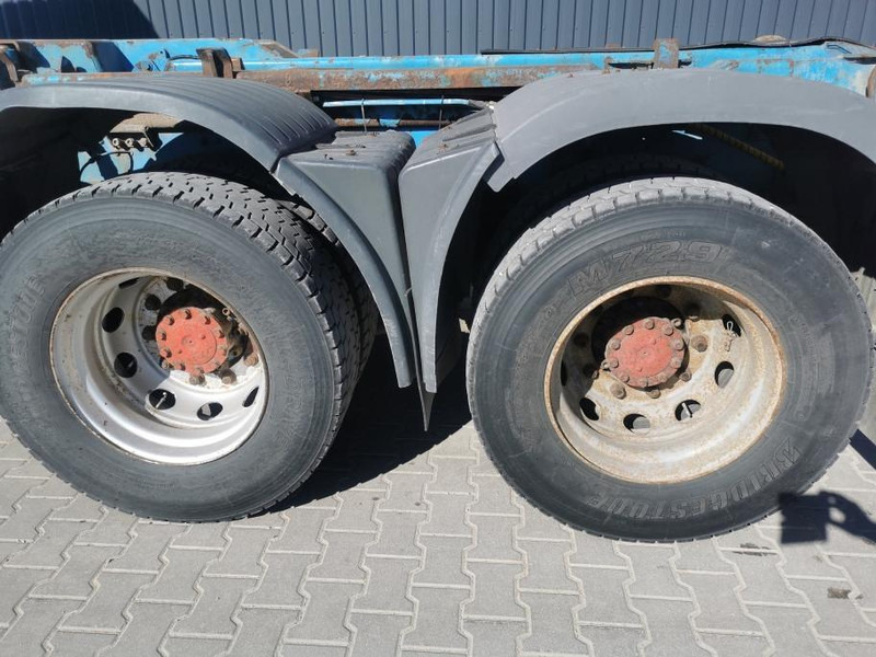 Hook lift truck MAN 26.530 6x4 Multilift: picture 11