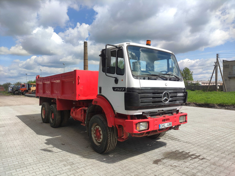 Mercedes-Benz 2527 - Tipper: picture 2 Mercedes-Benz 2527 - Tipper: picture 2