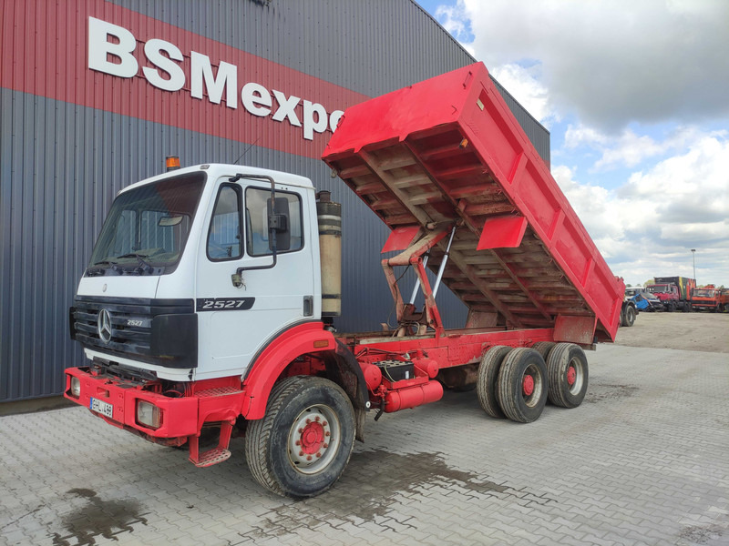 Mercedes-Benz 2527 - Tipper: picture 4 Mercedes-Benz 2527 - Tipper: picture 4