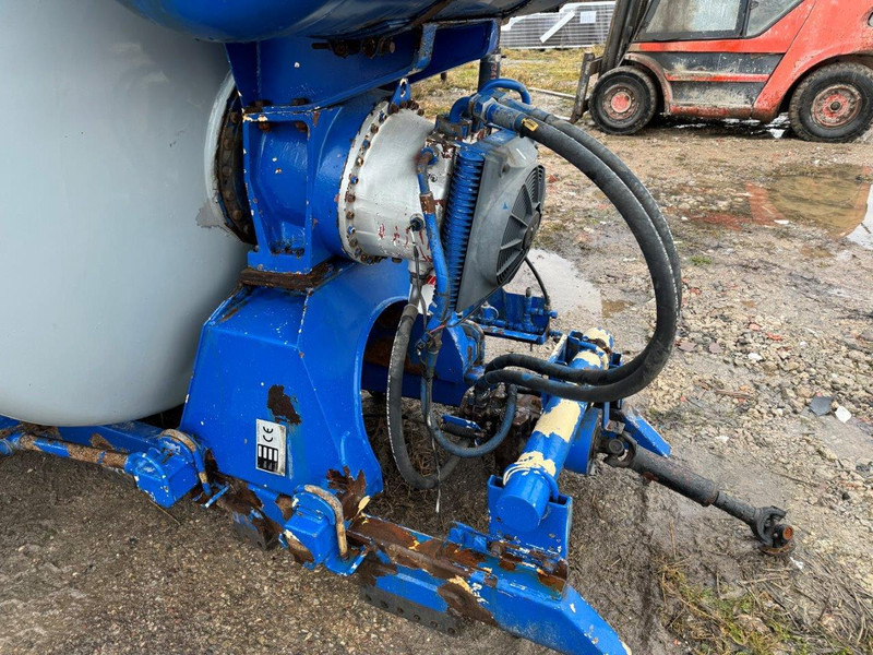 Mercedes-Benz Intermix 10 m3 - Concrete mixer truck: picture 3 Mercedes-Benz Intermix 10 m3 - Concrete mixer truck: picture 3