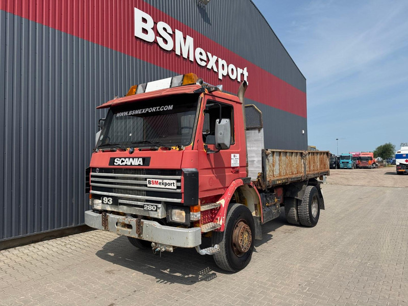 Scania 93, 4x4 - Tipper: picture 1 Scania 93, 4x4 - Tipper: picture 1