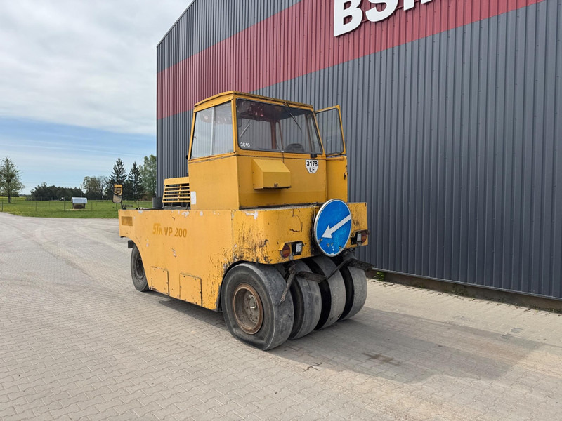 Stavostroj VP200 - Pneumatic roller: picture 5 Stavostroj VP200 - Pneumatic roller: picture 5