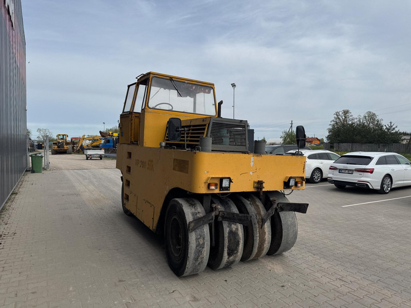 Stavostroj VP200 - Pneumatic roller: picture 3 Stavostroj VP200 - Pneumatic roller: picture 3