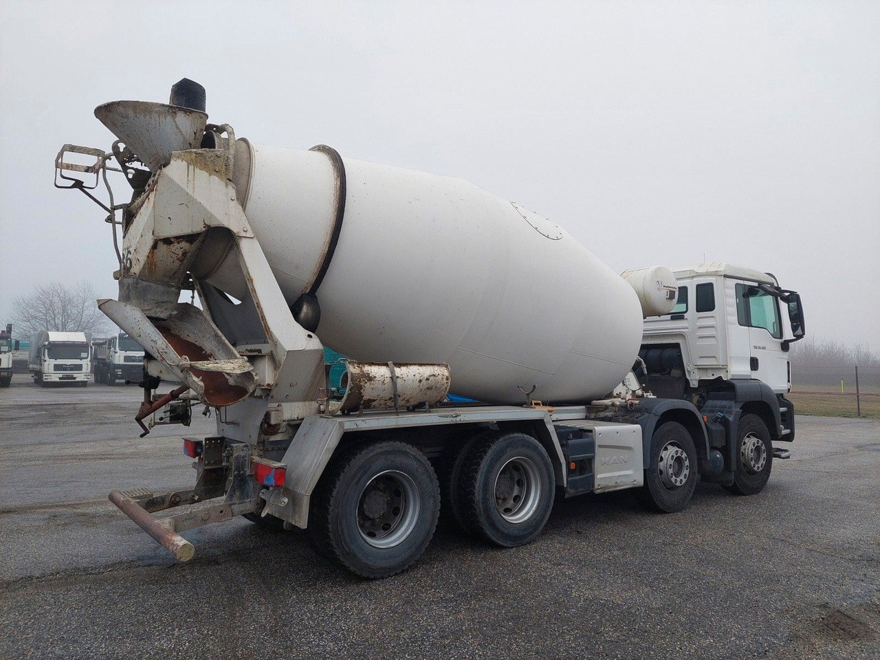 MAN TGS 32.420 BB Intermix 9m3 8x4 - Concrete mixer truck: picture 4 MAN TGS 32.420 BB Intermix 9m3 8x4 - Concrete mixer truck: picture 4